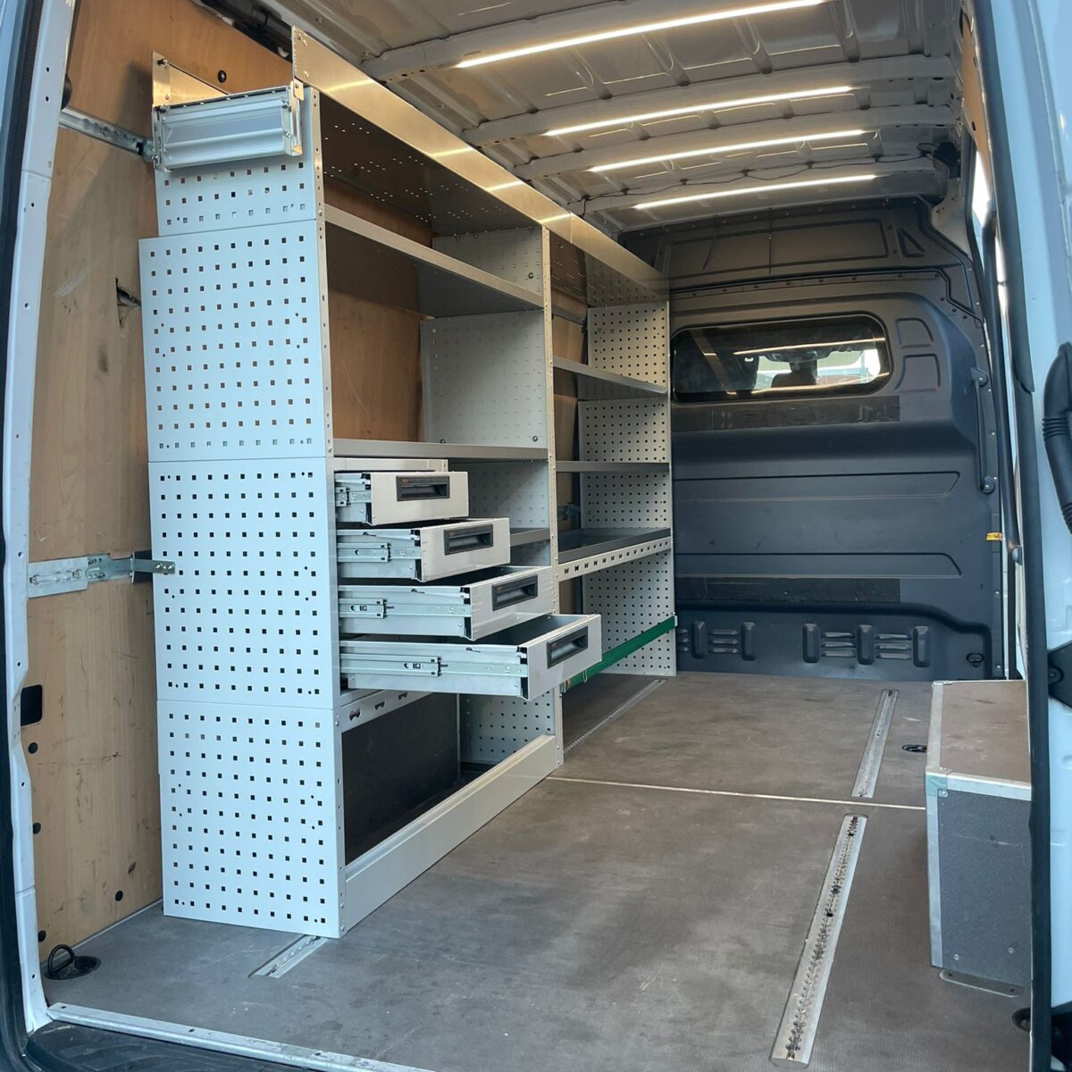 Bestelwageninrichting-3